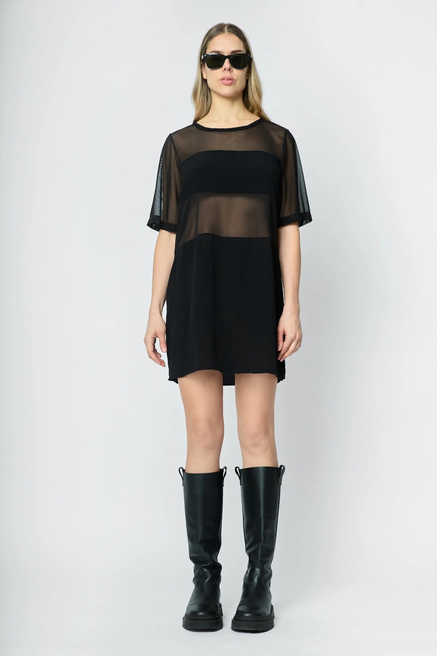 VESTIDO CON TRANSPARENCIAS NEGRO - L'AVENTURE Argentina
