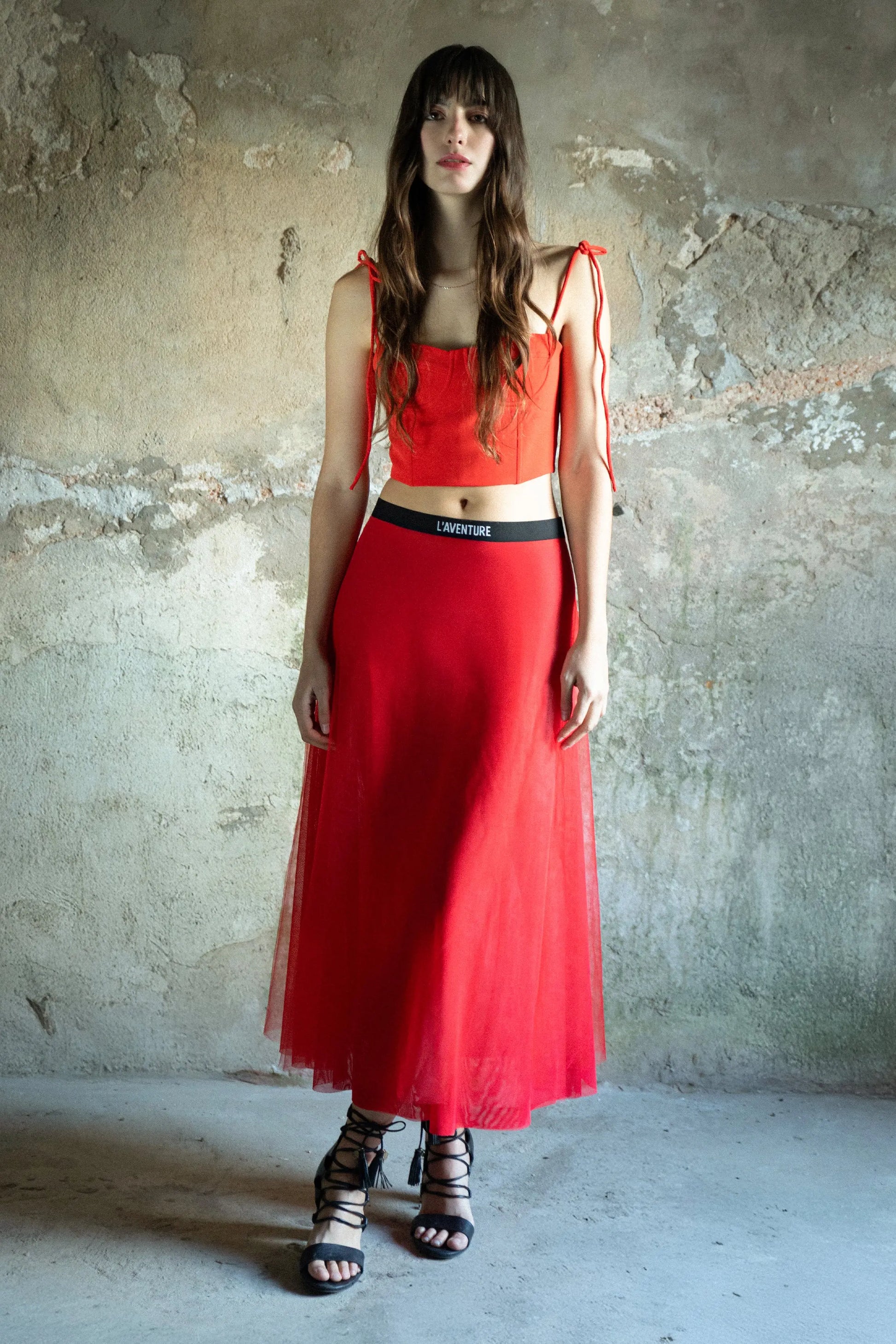 FALDA MIDI CAPAS DE TULL ROJO - L'AVENTURE Argentina