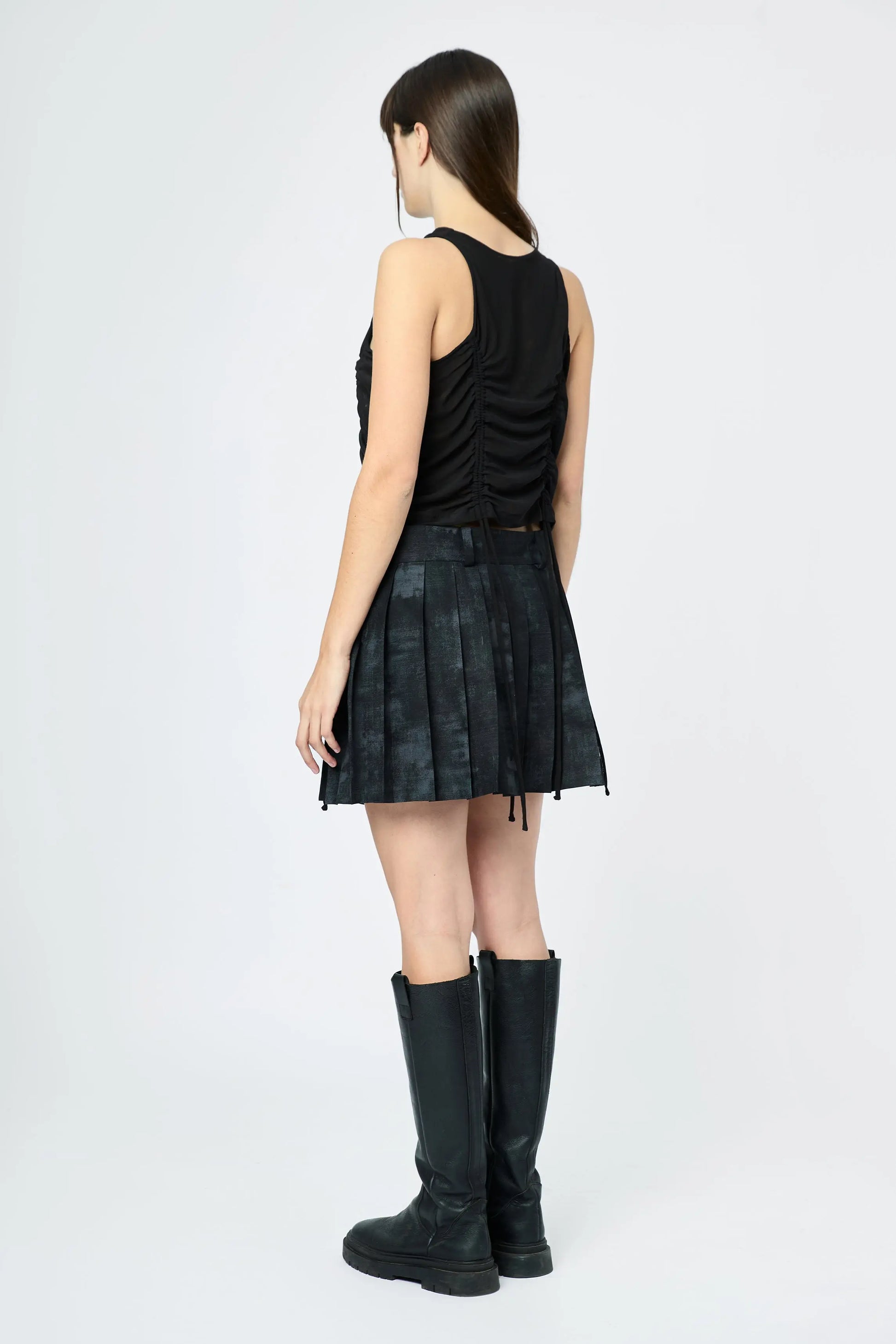 FALDA TABLEADA NEGRA - L'AVENTURE Argentina